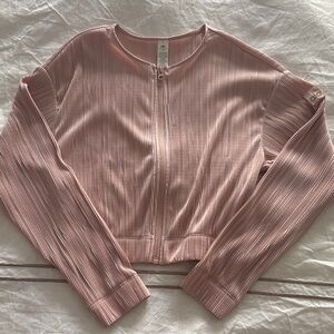 ALO Yoga Ribbed Zip Jacket in Dusty Pink